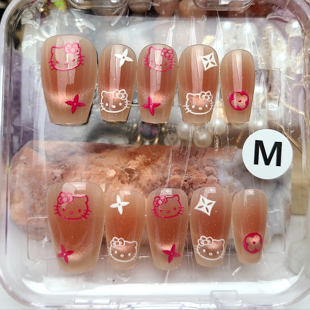 Kitty Press-on Nail Set | DIY At Home Manicure | Easy & Reusable